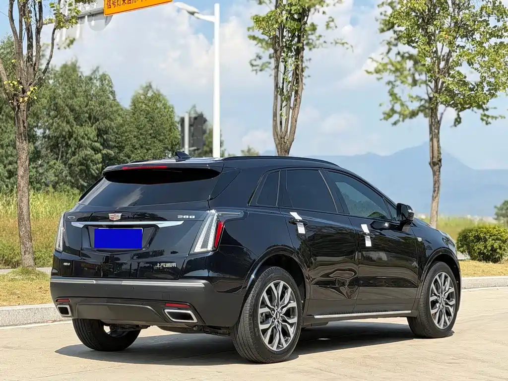 Cadillac XT5 — миниатюра 5