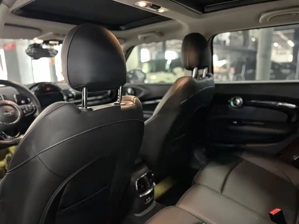 MINI Mini Clubman — миниатюра 10