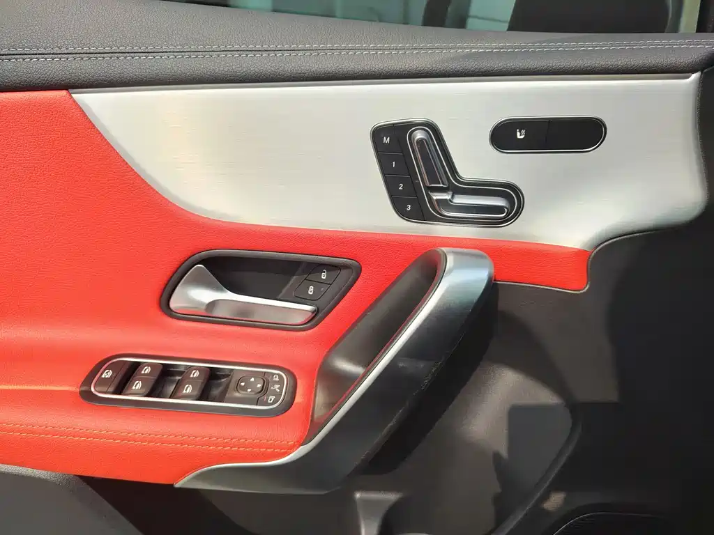 MERCEDES-BENZ A CLASS AMG