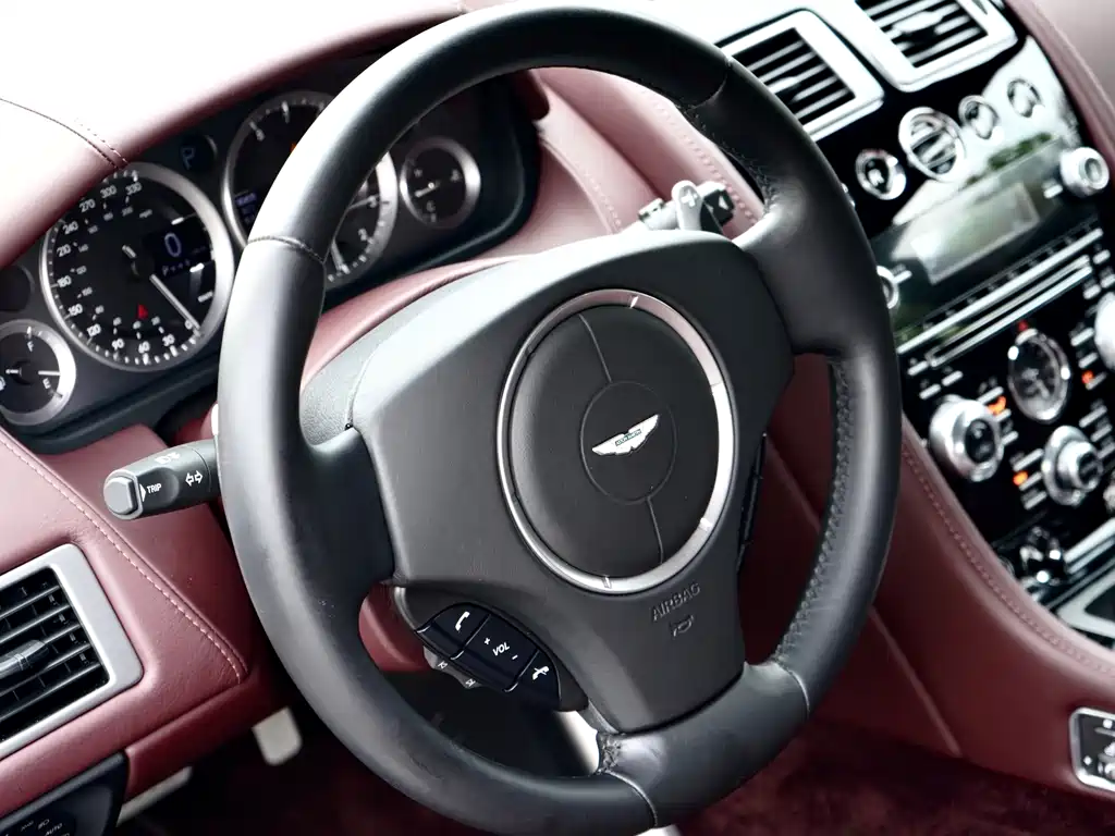 Aston Martin Rapide 2013 6.0L S