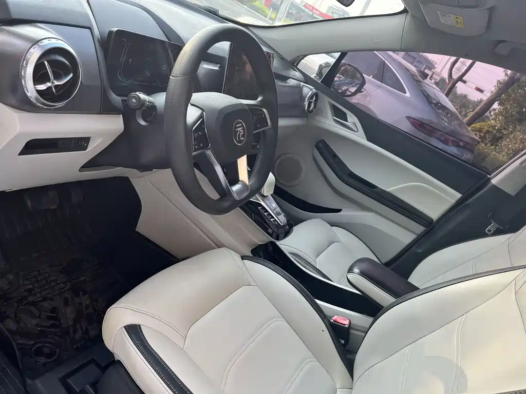 BYD Yuan Pro — миниатюра 8