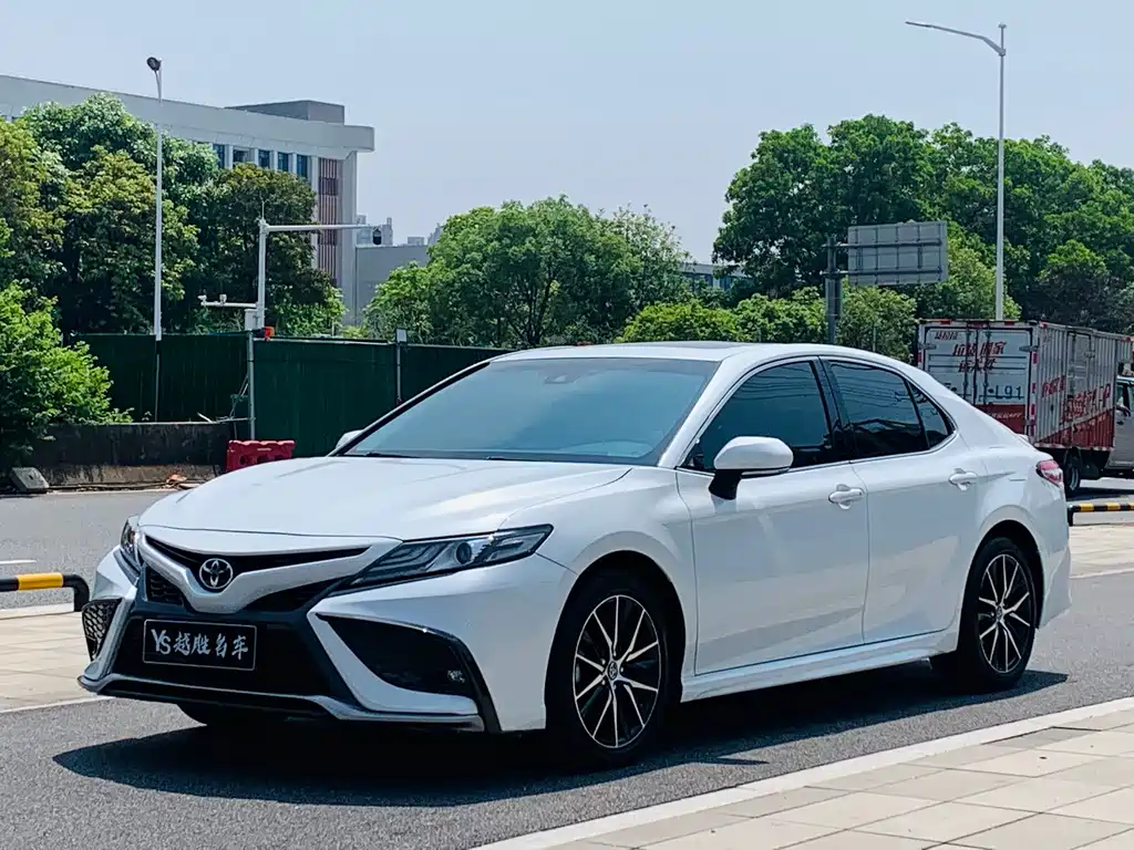 Toyota Camry 2022
