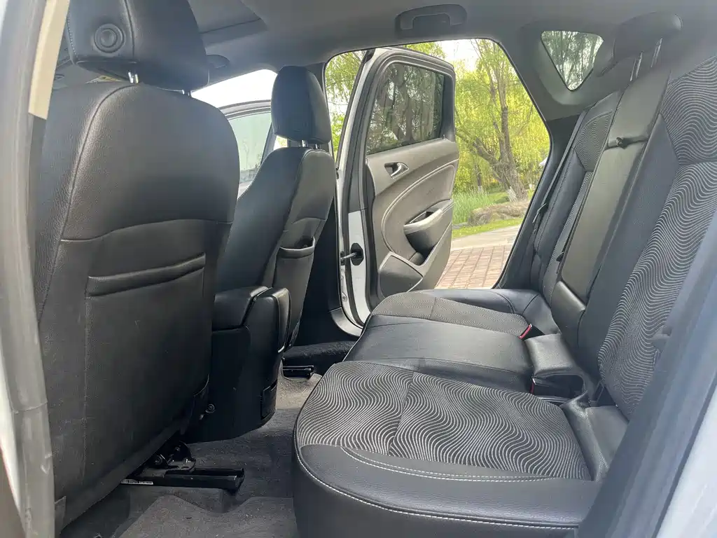Buick Excelle — миниатюра 15