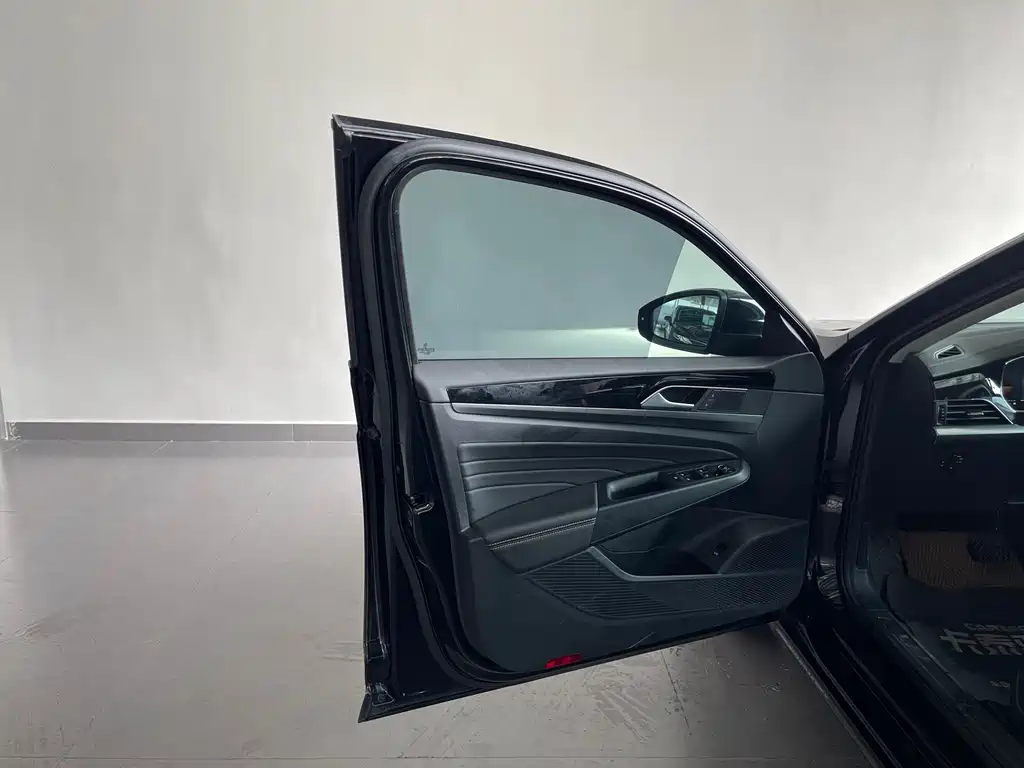 Volkswagen Passat — миниатюра 13