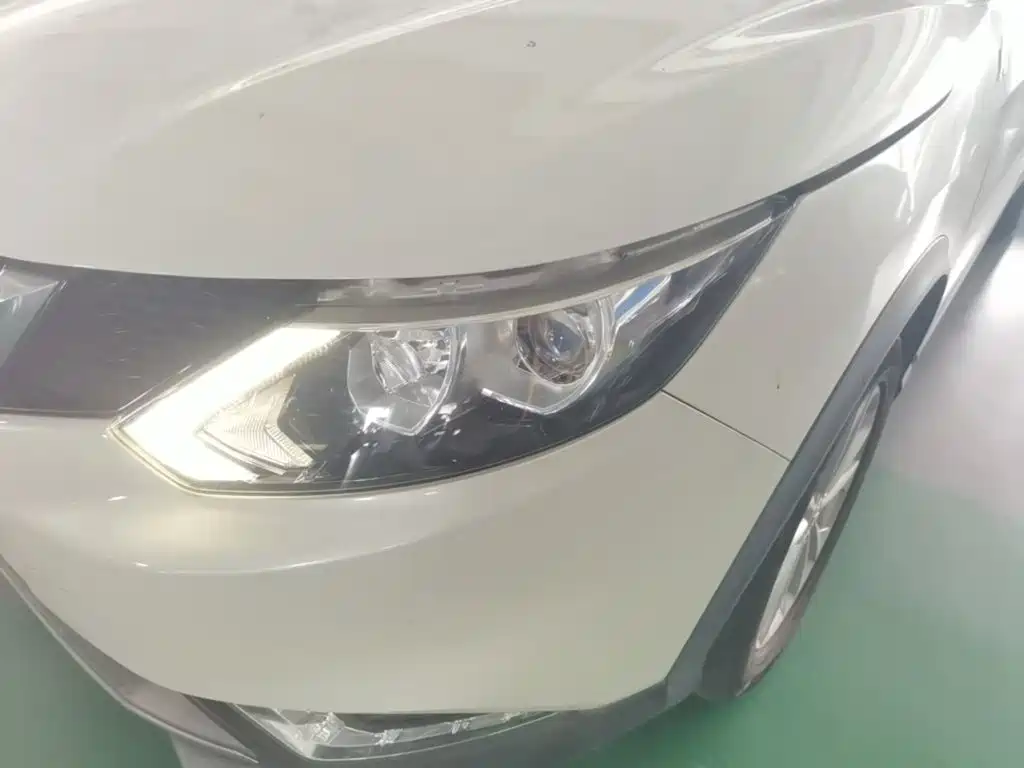 Nissan Qashqai — миниатюра 24