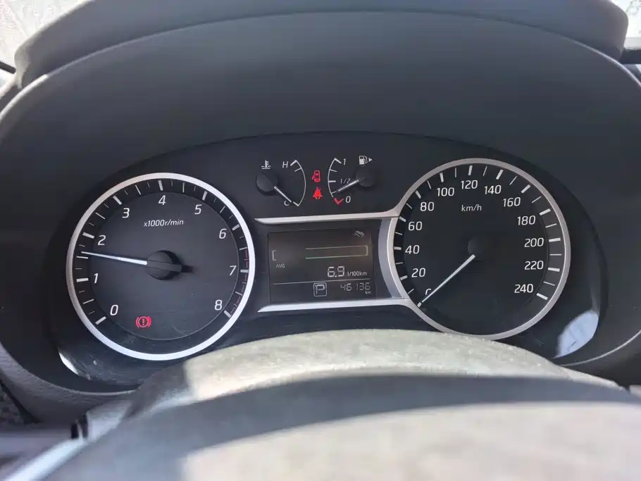 Nissan Bluebird — миниатюра 14