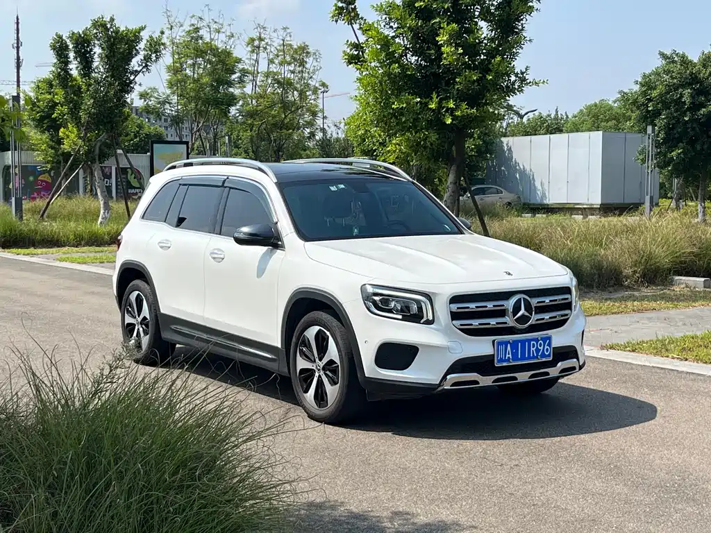 Mercedes-Benz GLB — миниатюра 6