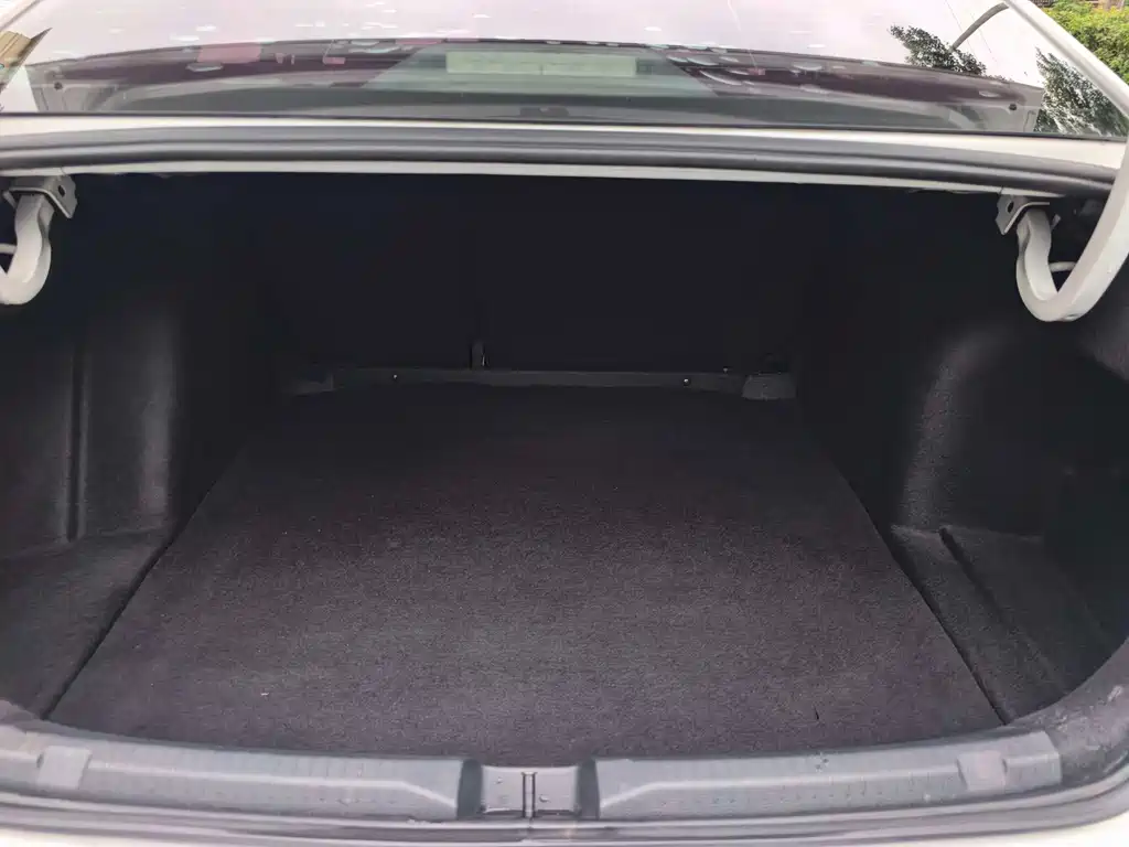Volkswagen Lavida — миниатюра 13