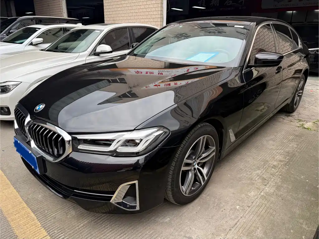 BMW 5 Series 2022