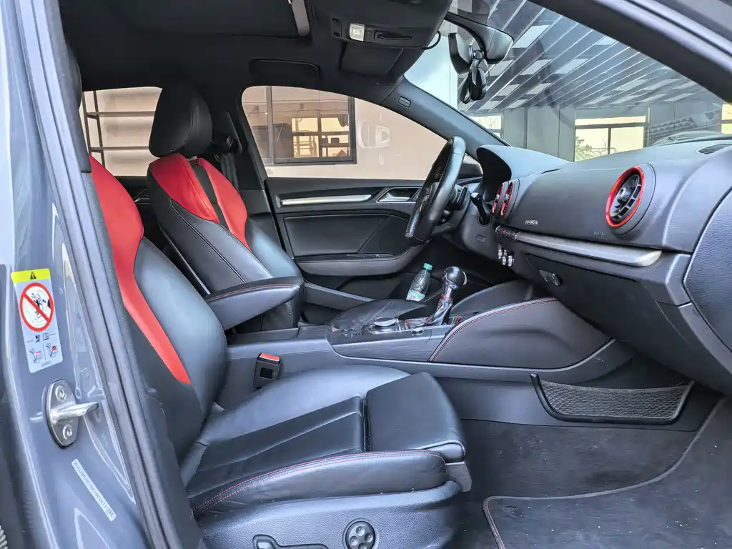Audi S3 — миниатюра 8