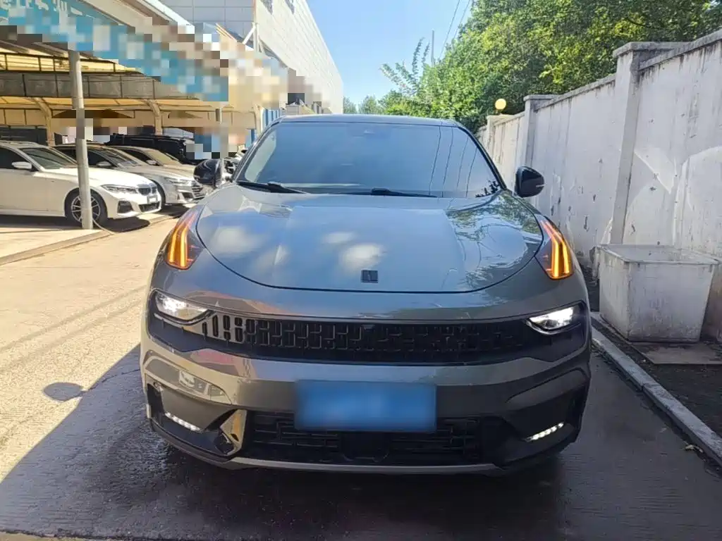 Lynk & Co 05 — миниатюра 3