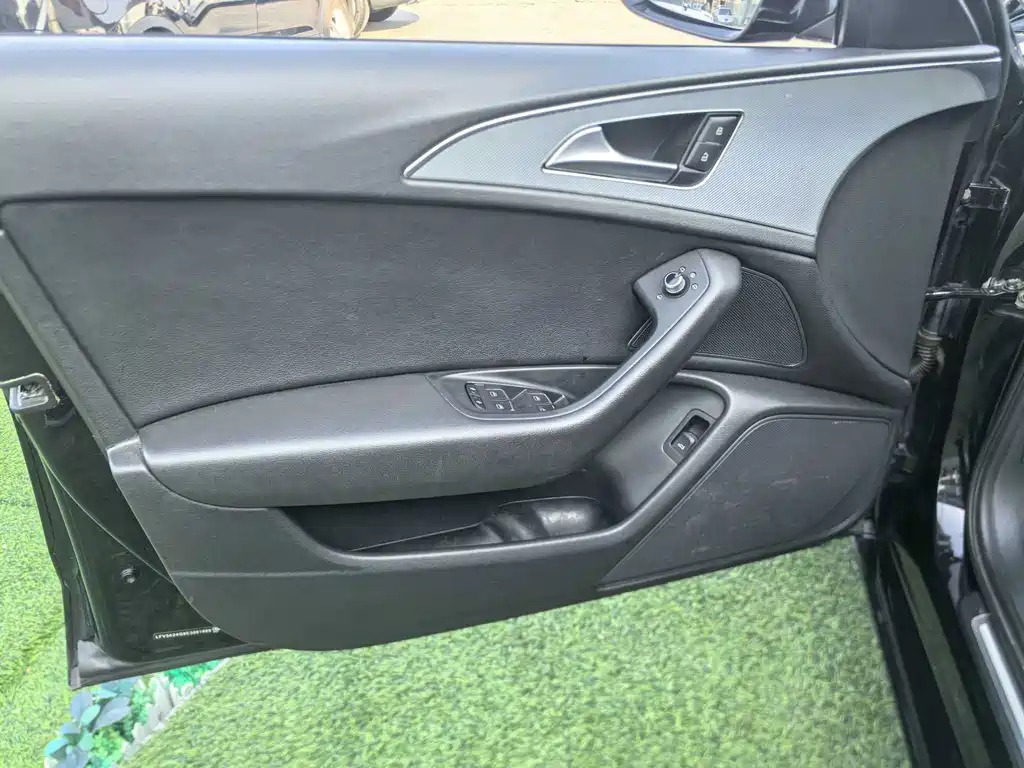 Audi A6L — миниатюра 7