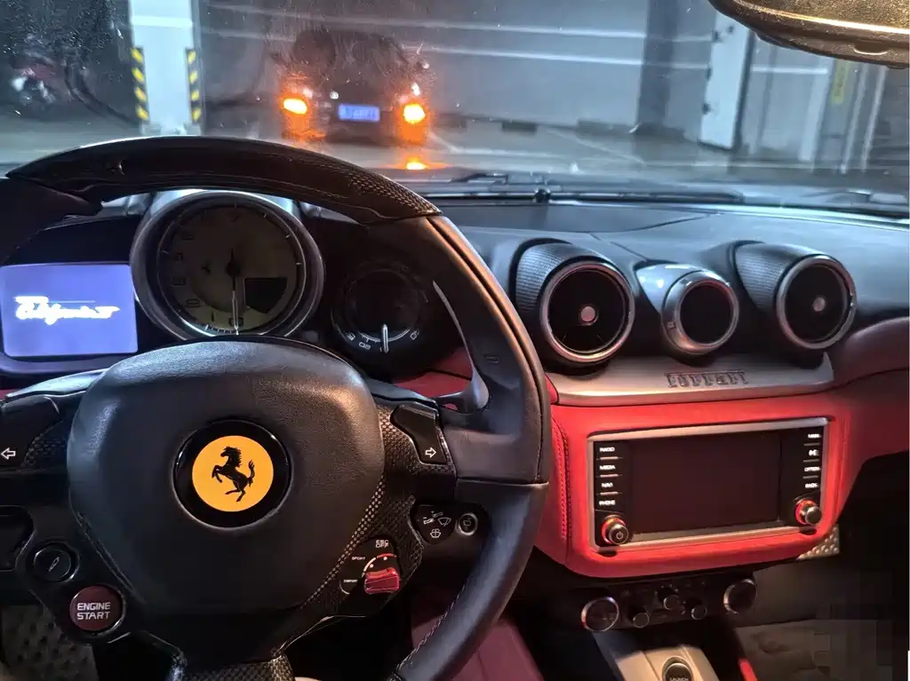 Ferrari California T — миниатюра 4
