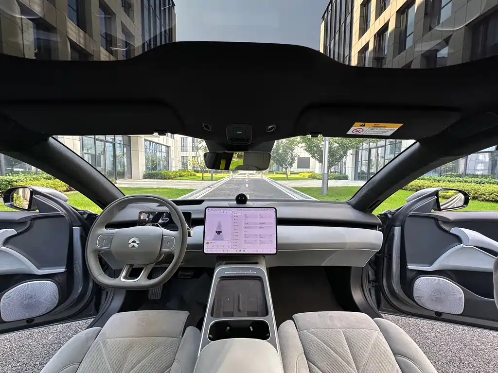 NIO ET5T — миниатюра 16