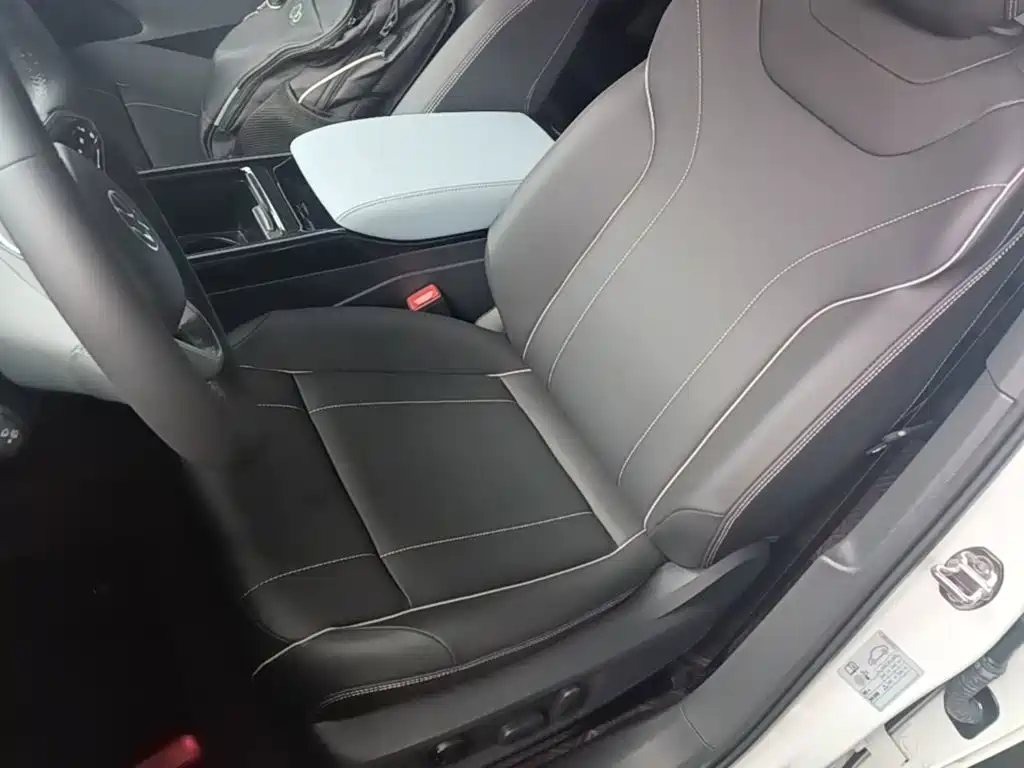 Volkswagen ID.4 X — миниатюра 15