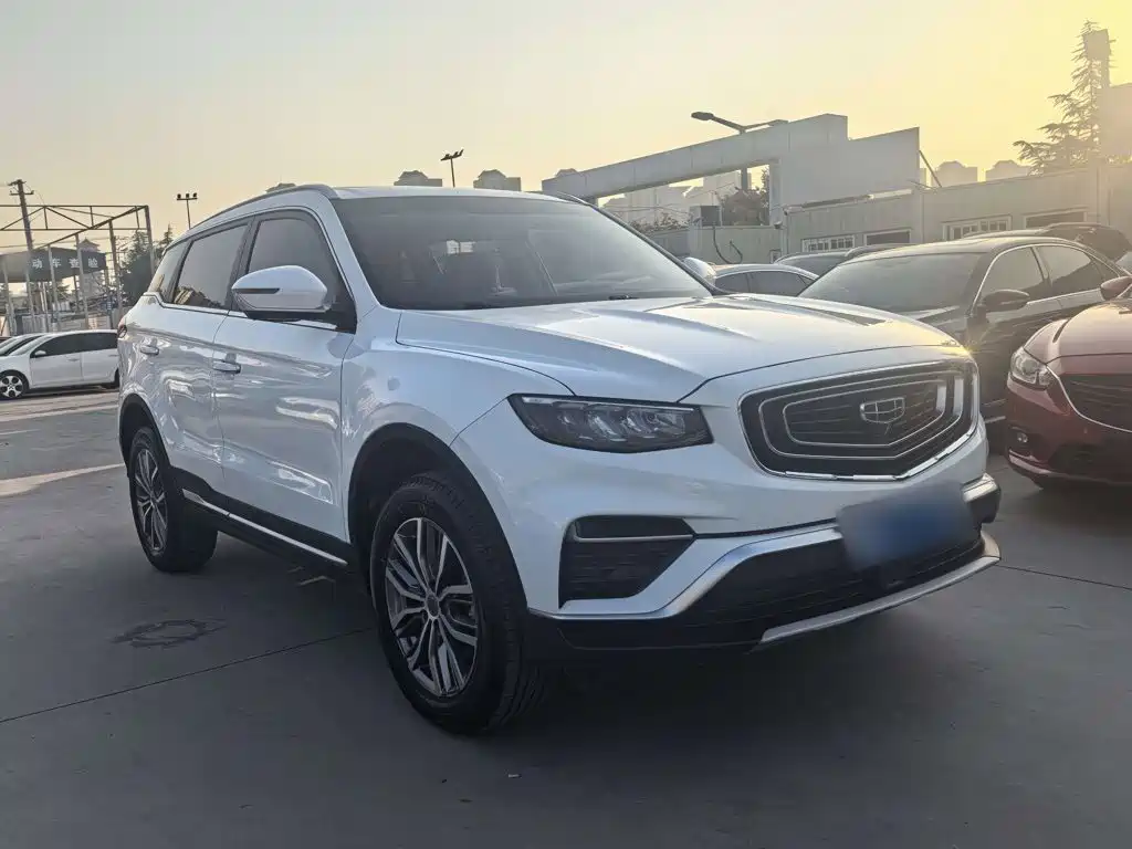 Geely Boyue — миниатюра 4
