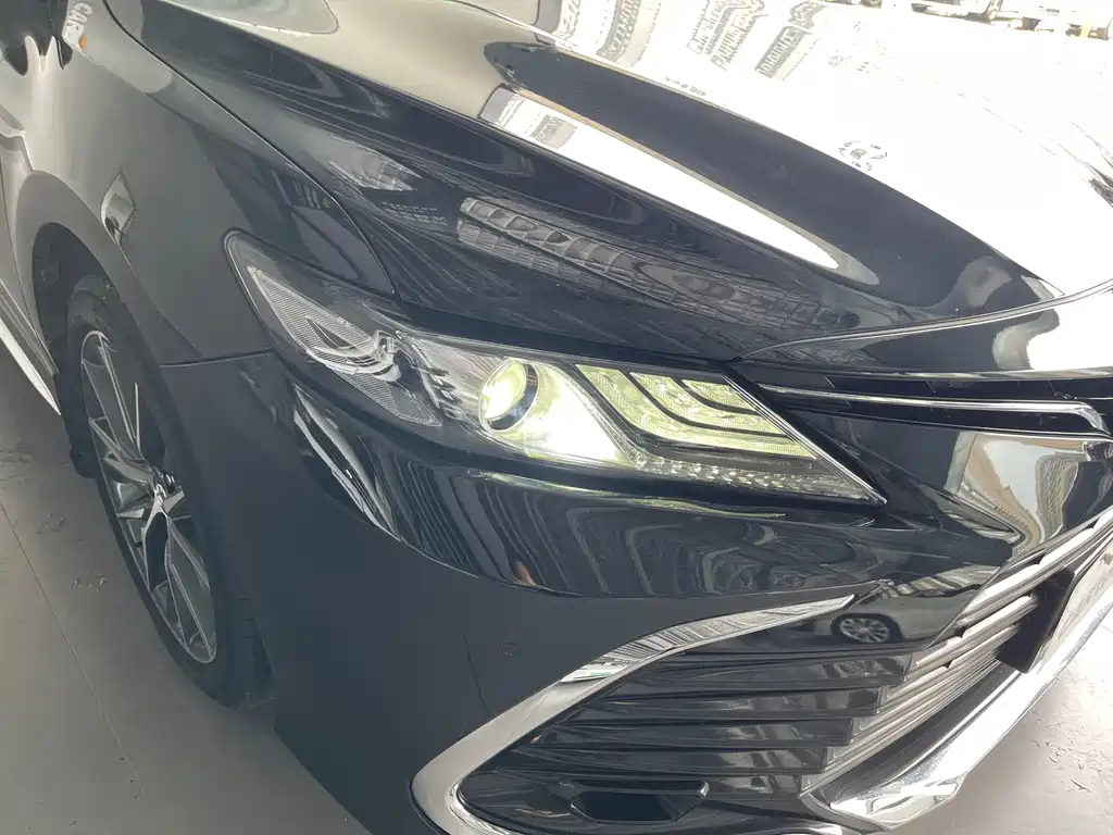 Toyota Camry — миниатюра 7