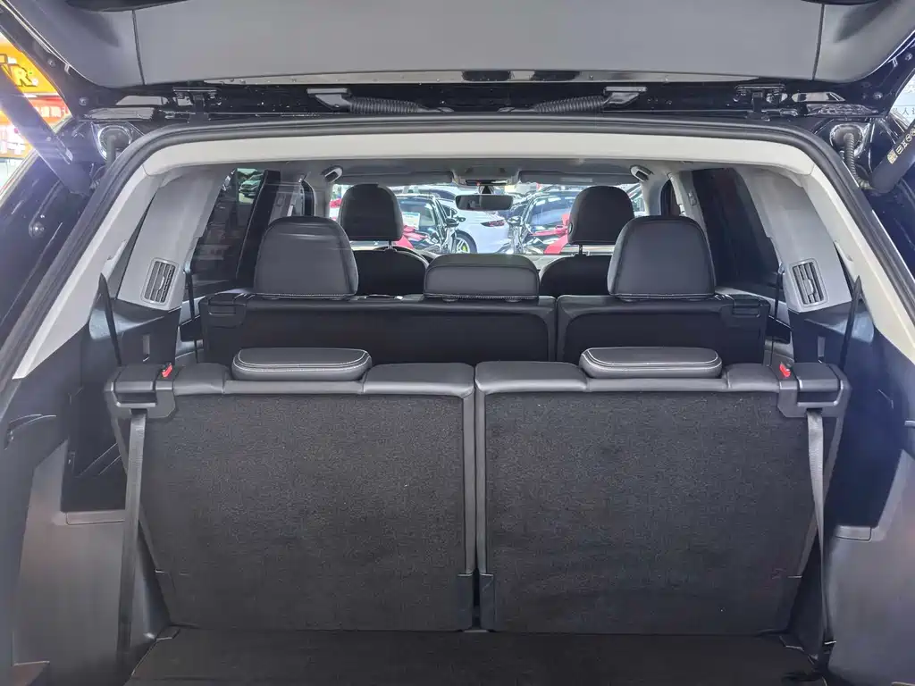 Volkswagen Teramont — миниатюра 9