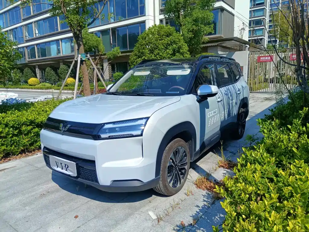 Wuling Xingguang 560 New Energy — миниатюра 3
