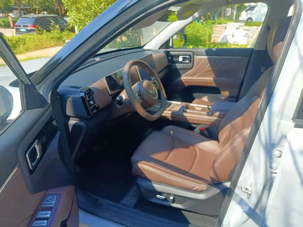 Wuling Xingguang 560 New Energy — миниатюра 8