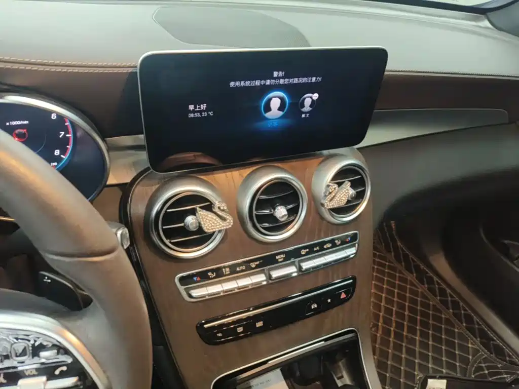 Mercedes-Benz GLC — миниатюра 13