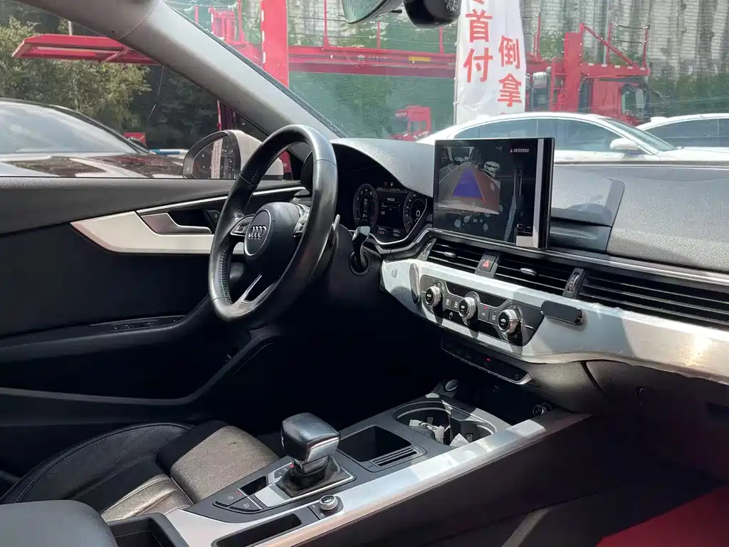 Audi A4L 2020 40 TFSI Fashion