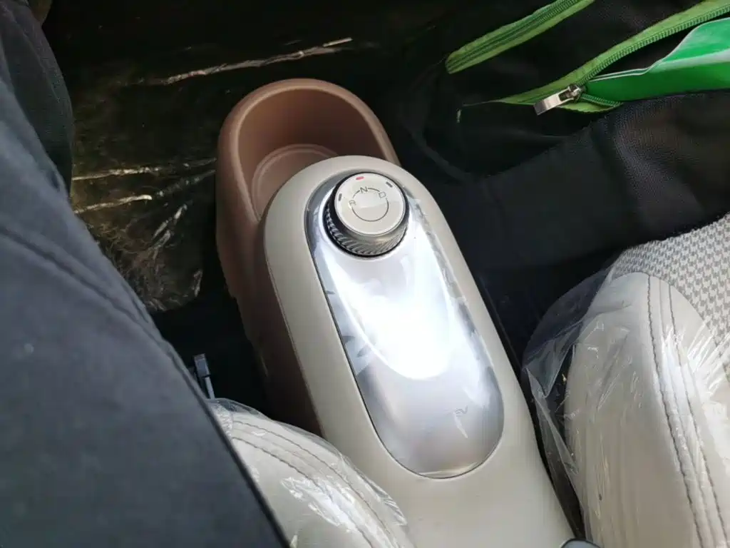 Wuling MINIEV — миниатюра 14