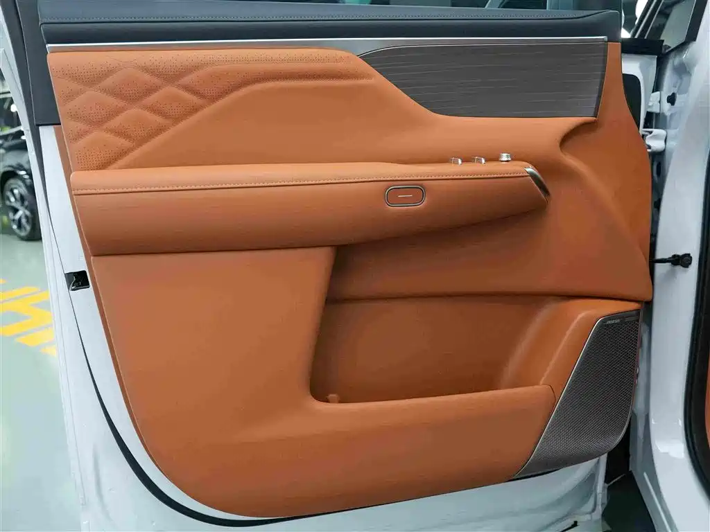 Buick Не похоже, что ты семья. — миниатюра 9