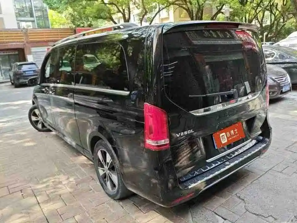 Mercedes-Benz V-Class — миниатюра 9
