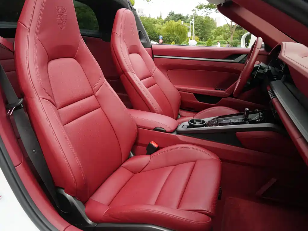 Porsche 911 2023 Targa 4 3.0T