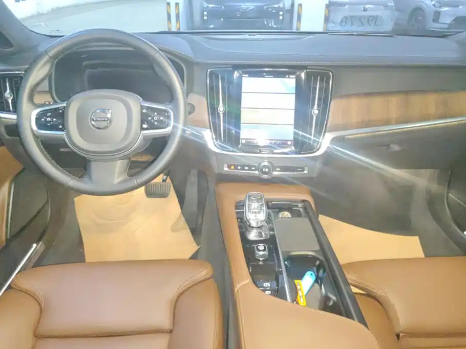 Volvo S90 — миниатюра 12