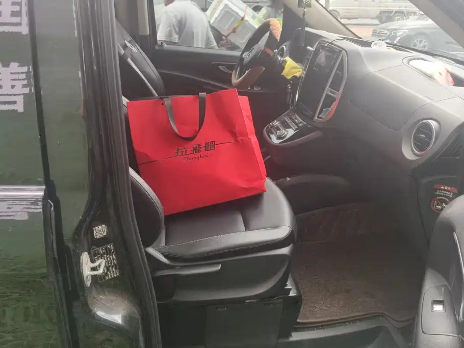 Mercedes-Benz Vito — миниатюра 8