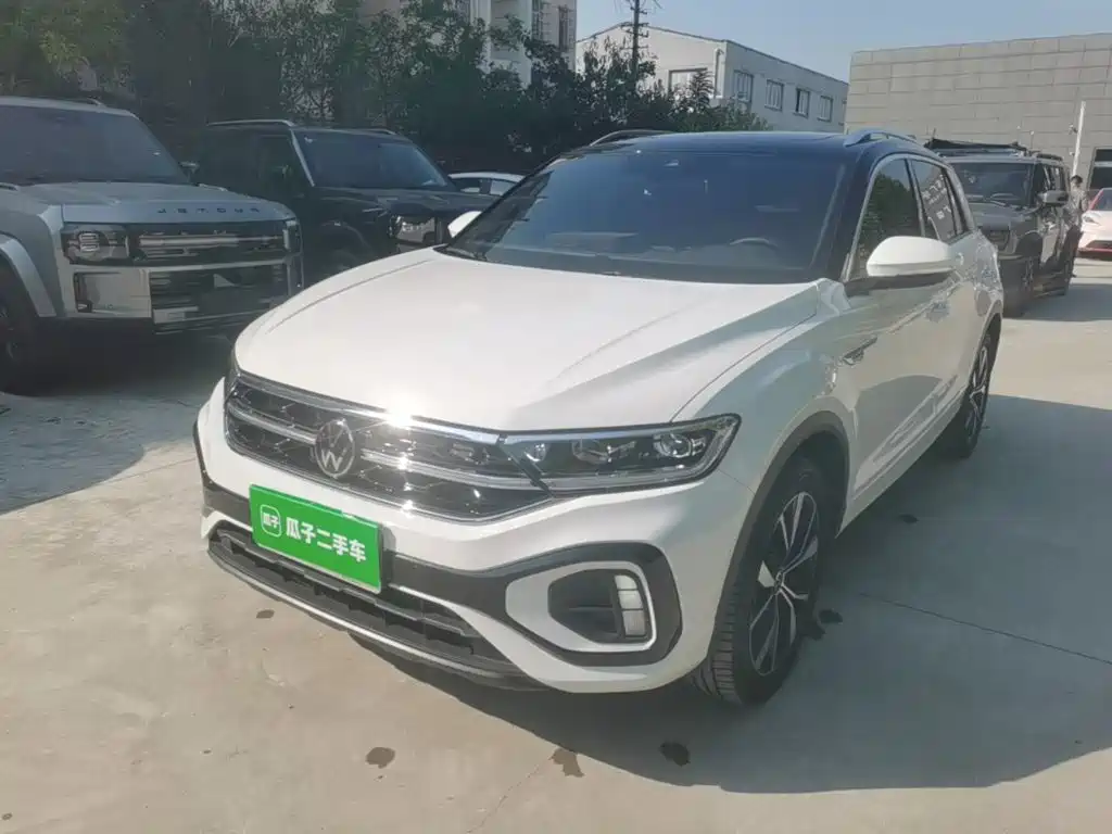Volkswagen T-Roc — миниатюра 2