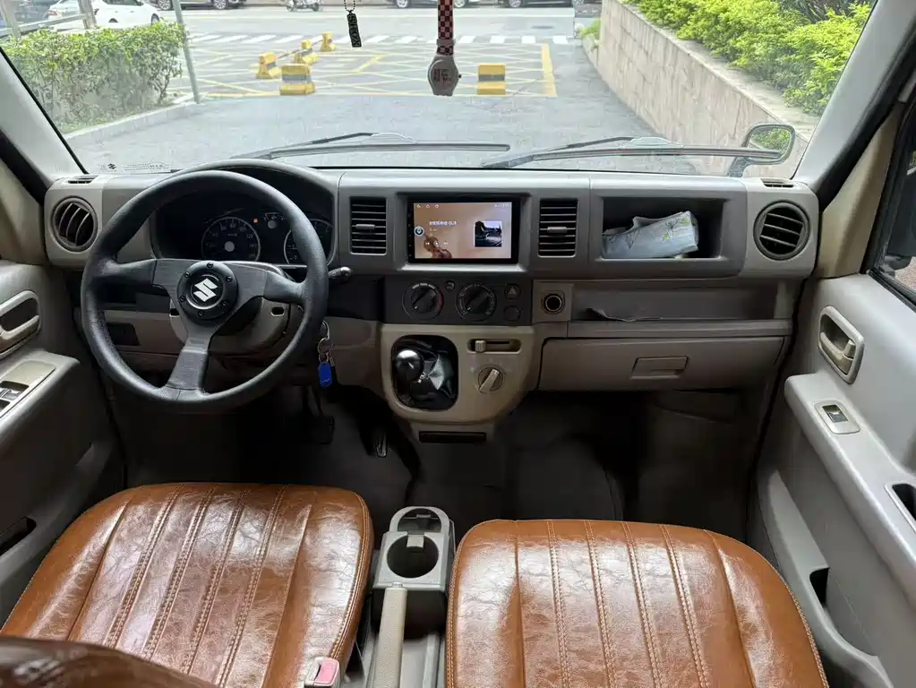 Suzuki Landi — миниатюра 12