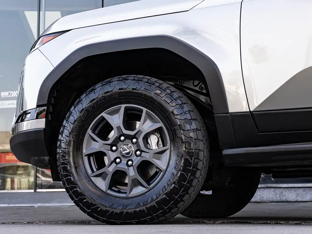 Lexus GX — миниатюра 8