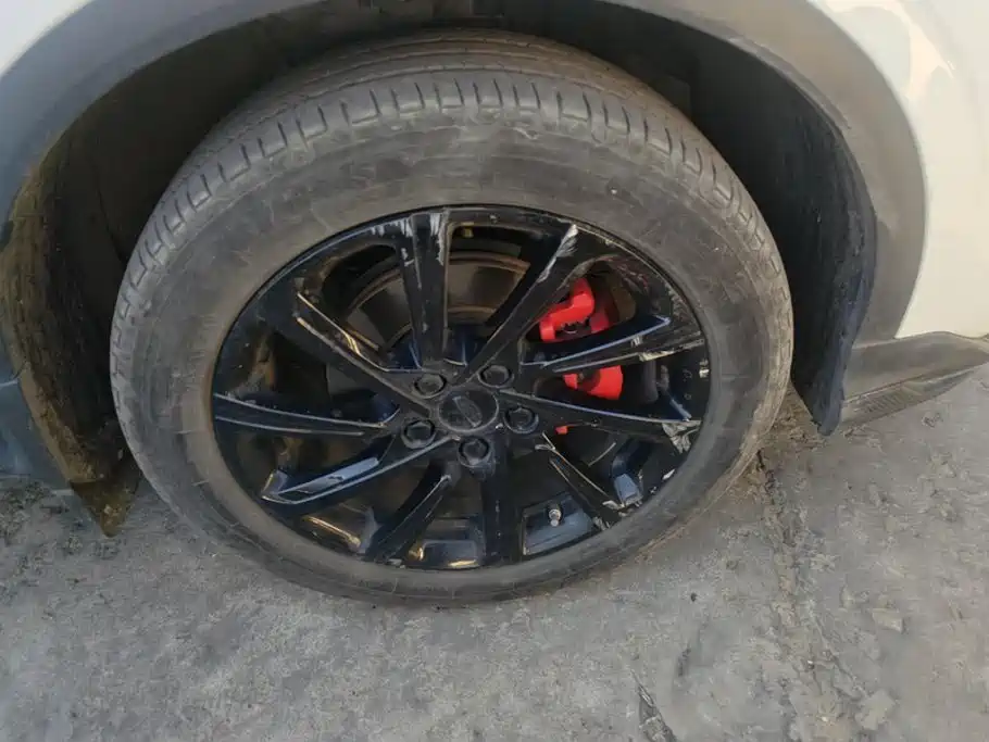 Geely Binyue — миниатюра 6