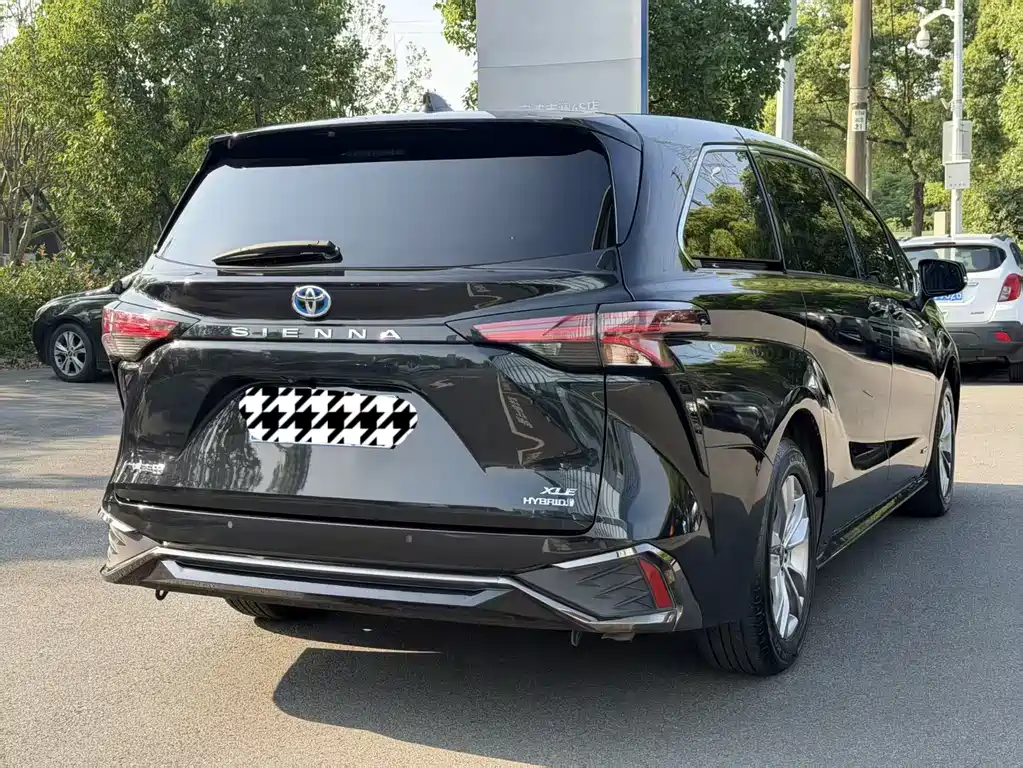 Toyota Sienna 2023 2.5L Comfort