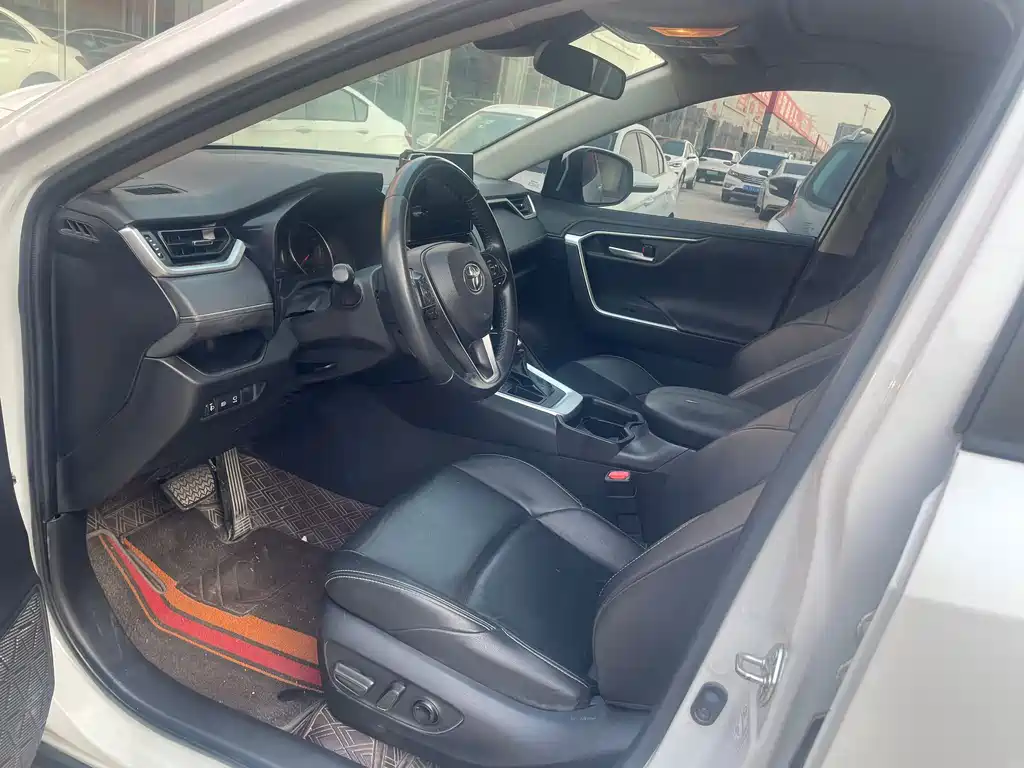 Toyota Wildlander — миниатюра 4