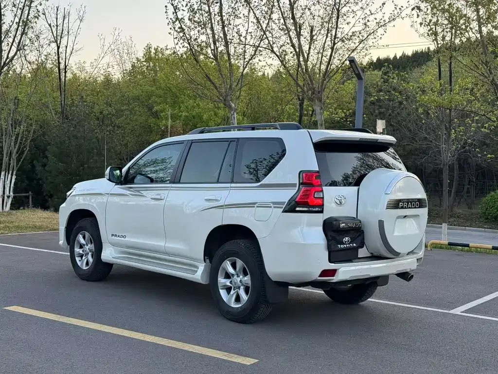 Toyota Land Cruiser Prado 2014 4.0L