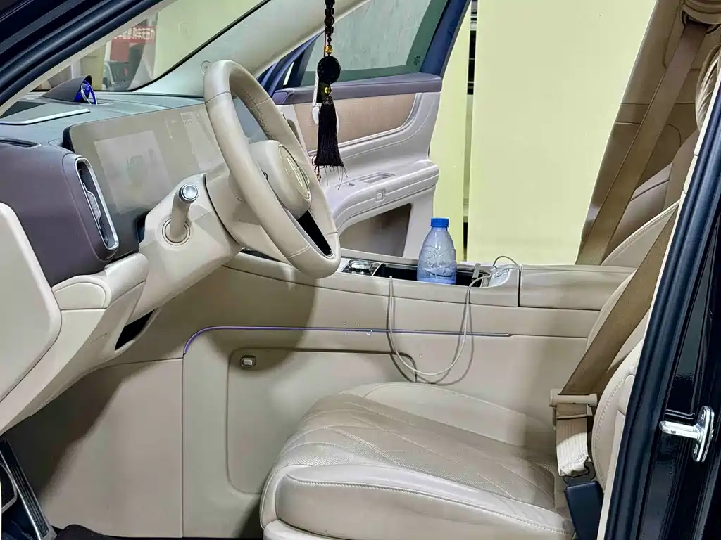 Aito M9 2024 Max 42kWh 6 мест