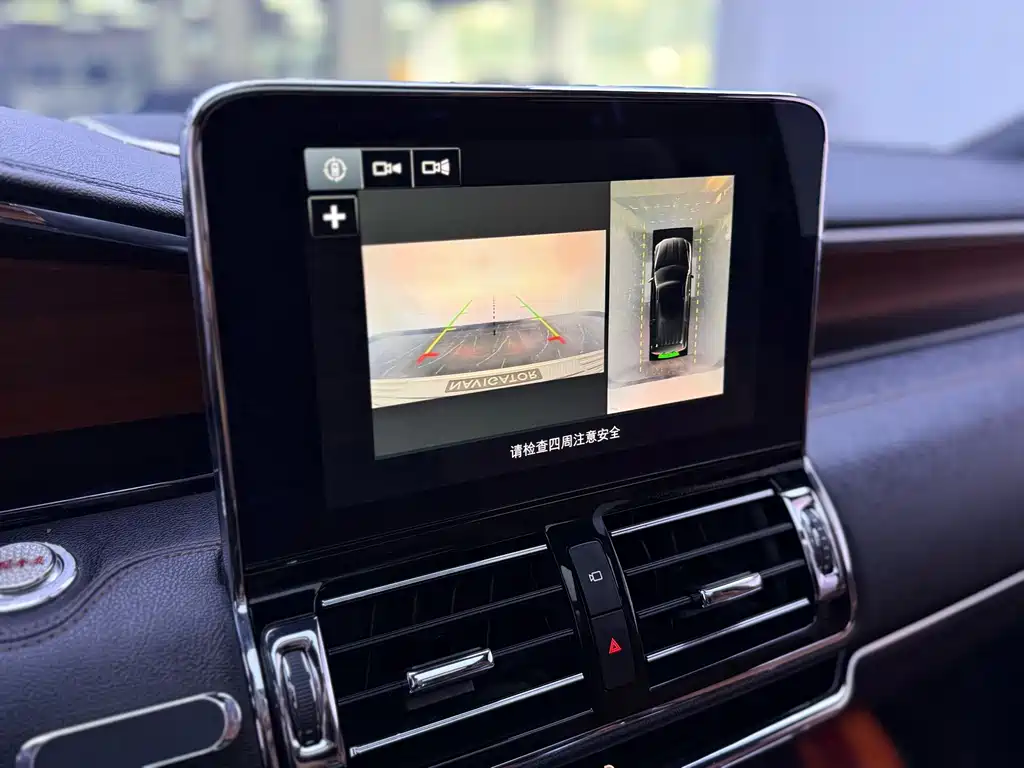 Lincoln Navigator — миниатюра 8