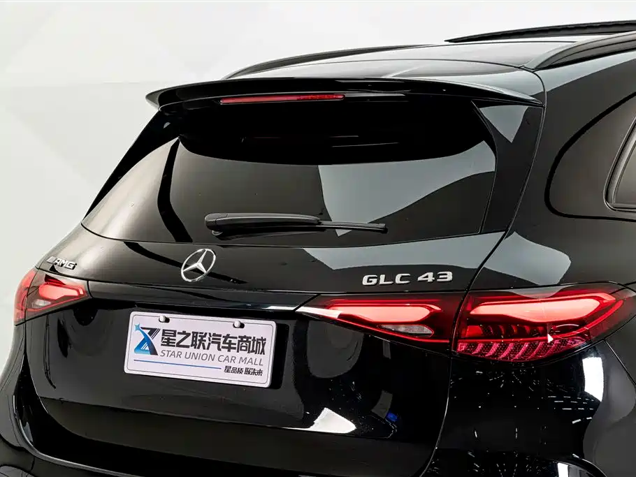 Mercedes-Benz GLC AMG — миниатюра 8