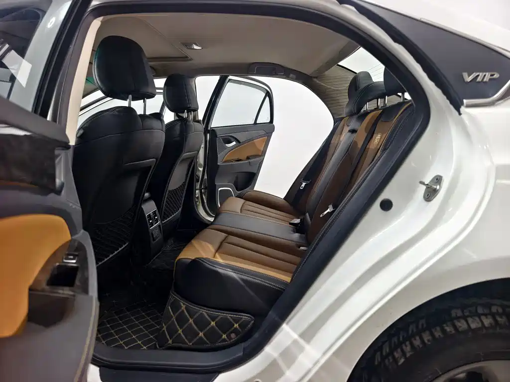 BYD Qin NEV — миниатюра 13