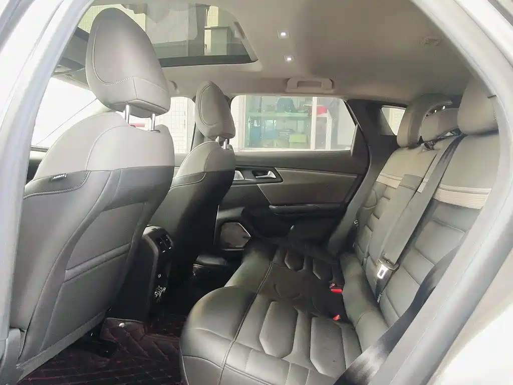 Citroen C5 X — миниатюра 11