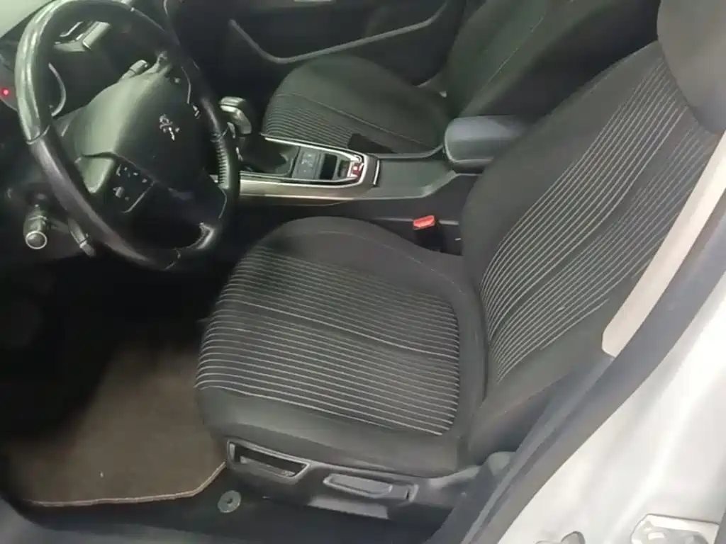 Peugeot 408 — миниатюра 15