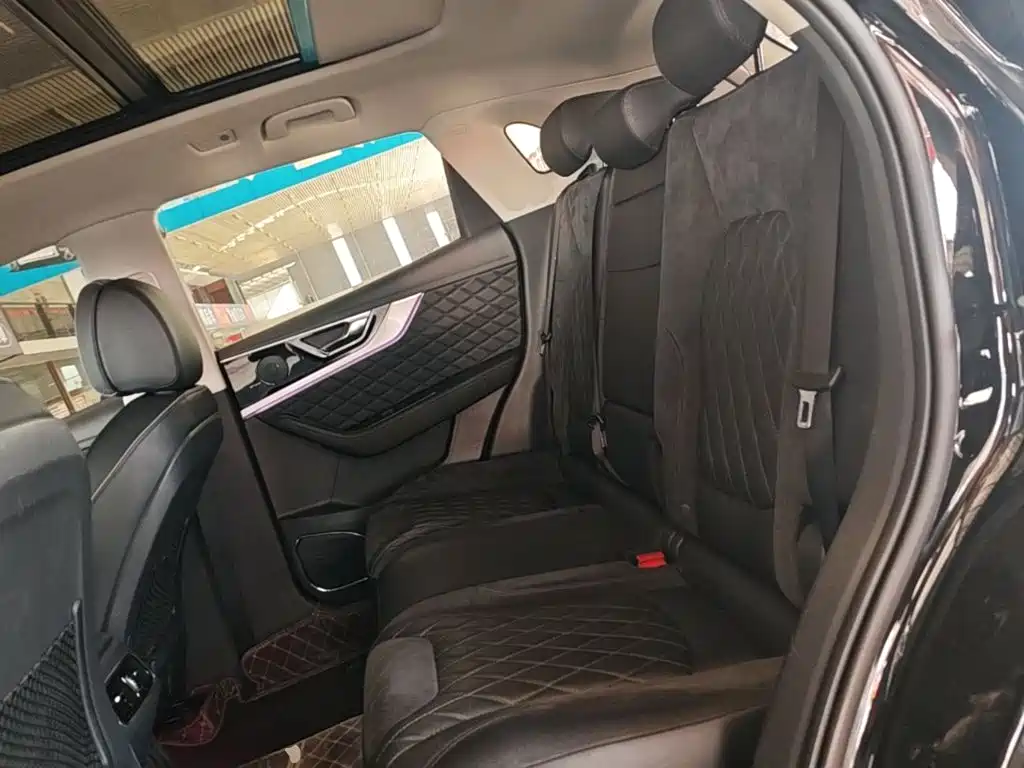 Hongqi Hongqi HS5 — миниатюра 17