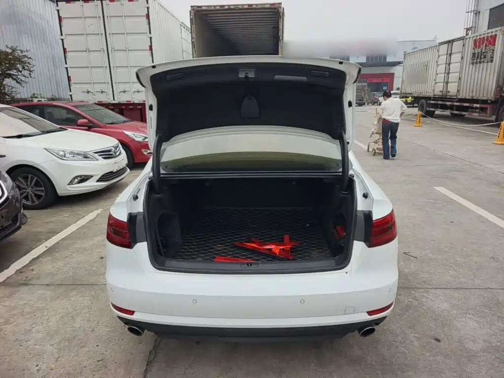 Audi A4L — миниатюра 19