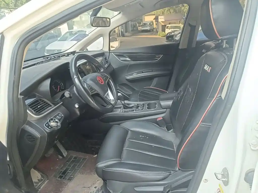 BYD MAX — миниатюра 15