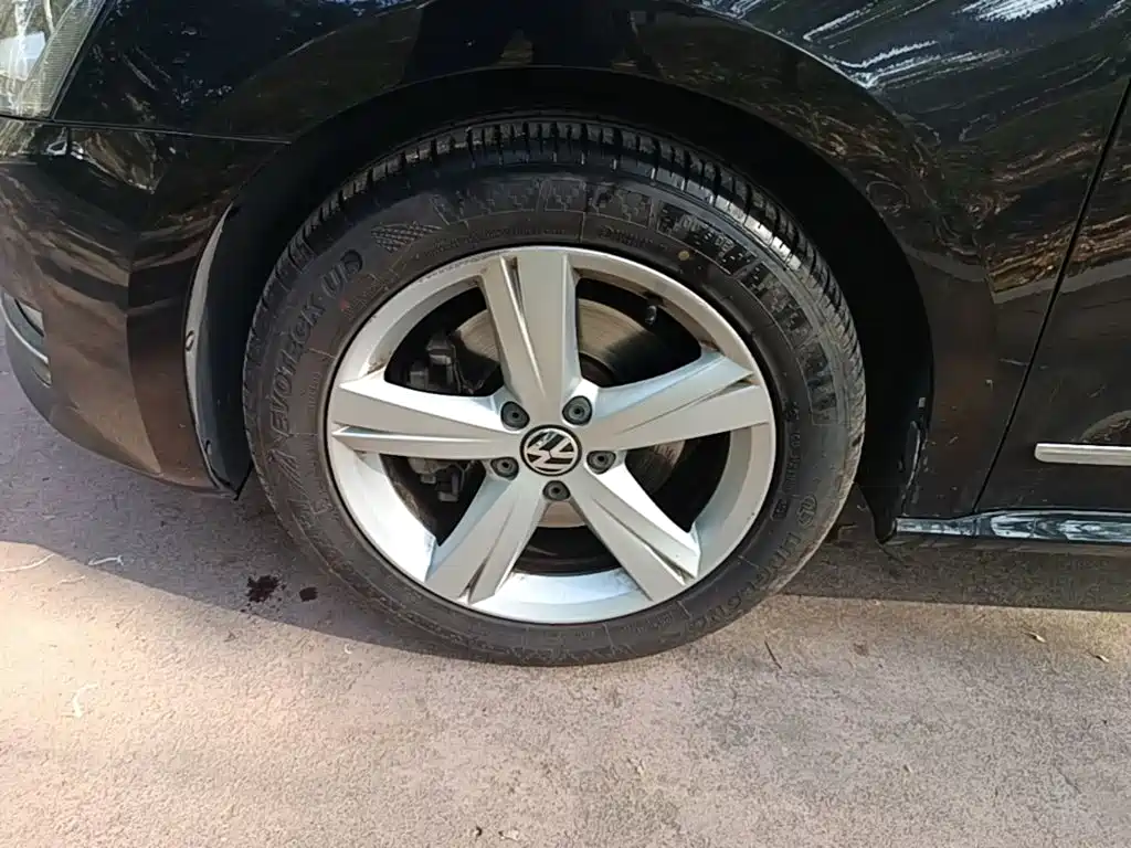 Volkswagen Passat — миниатюра 23