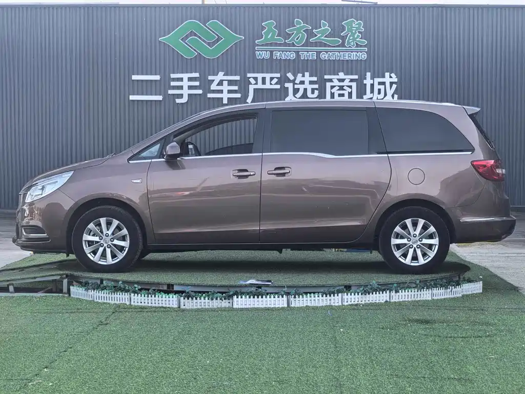 Buick GL8 — миниатюра 19